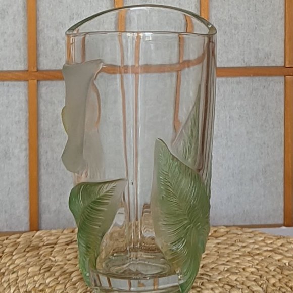Glass Calla Lily Vase Perfect for Spring/Easter! Heavy Glass Pristine Condition - Picture 2 of 6